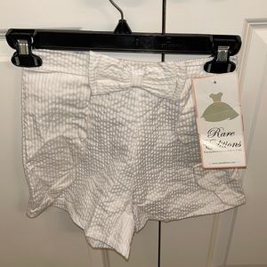 Brand new cute white shorts, size 8 (girls)